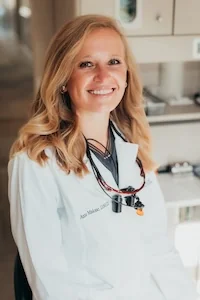 Dr Anna Malone